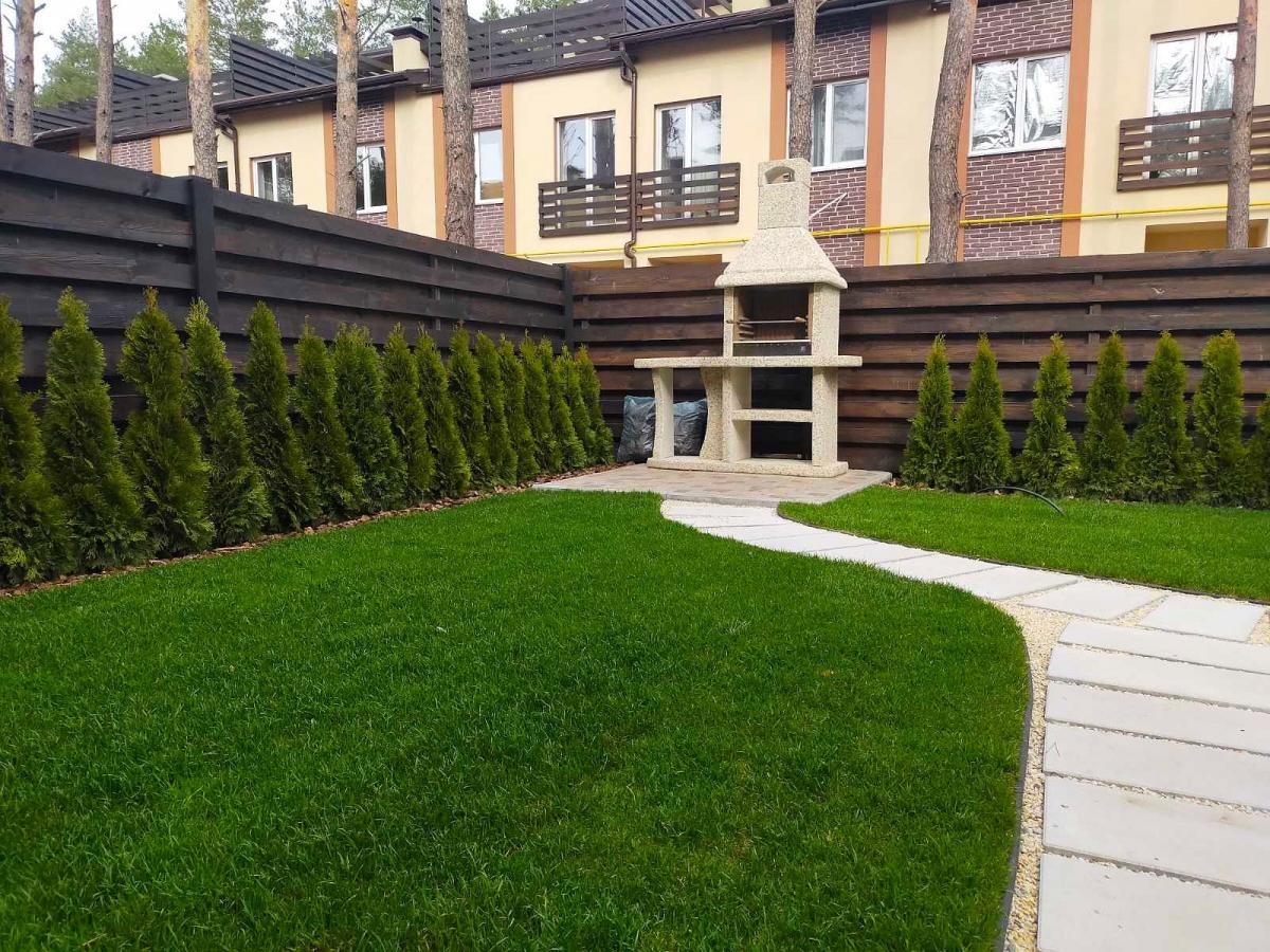 Озеленення приватної садиби м. Гатне