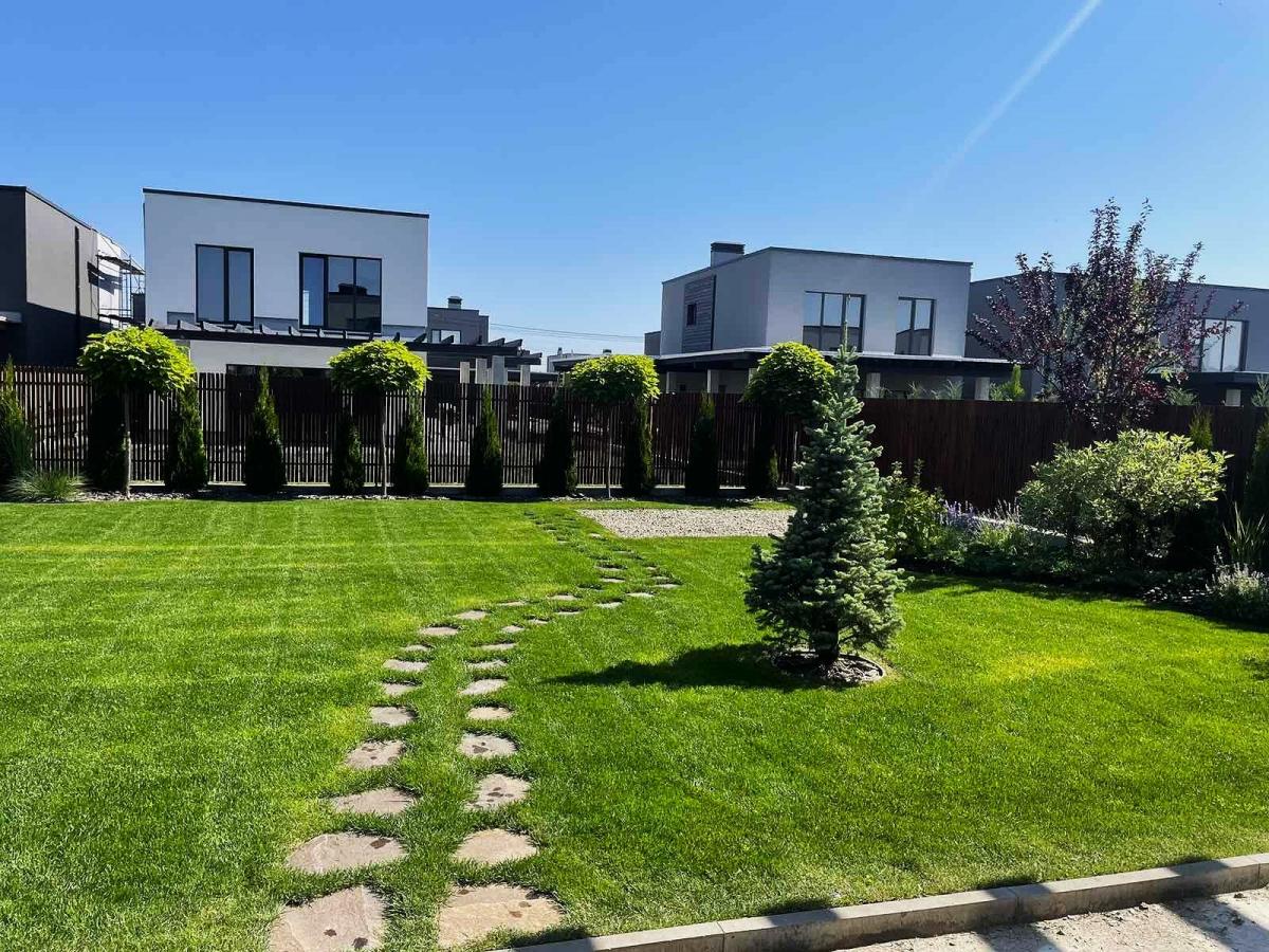 Озеленення приватної садиби м. Сквира