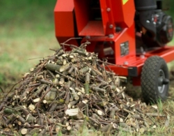 Подрібнення гілля